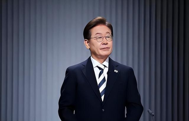 这次李在明赌对了！阅兵结束，各国心满意足，韩国成大“赢家”？