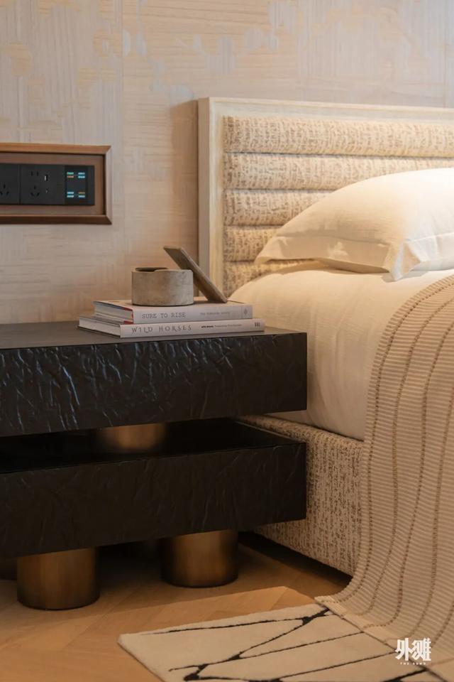 这里，是与世界同频的远见