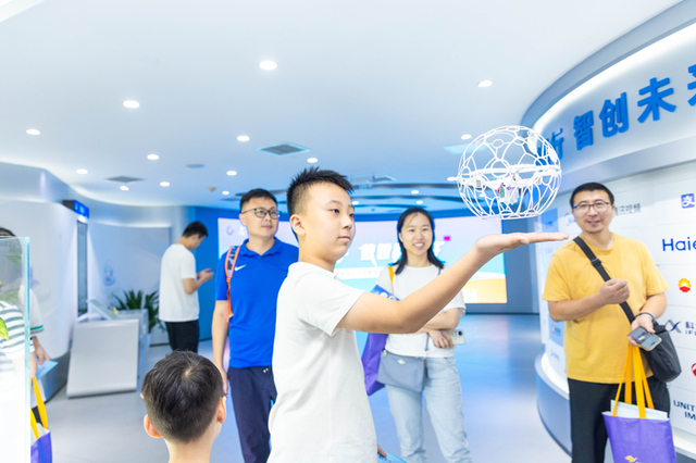 中国移动江苏公司以数智科普基地为纽带 助力人才生态建设