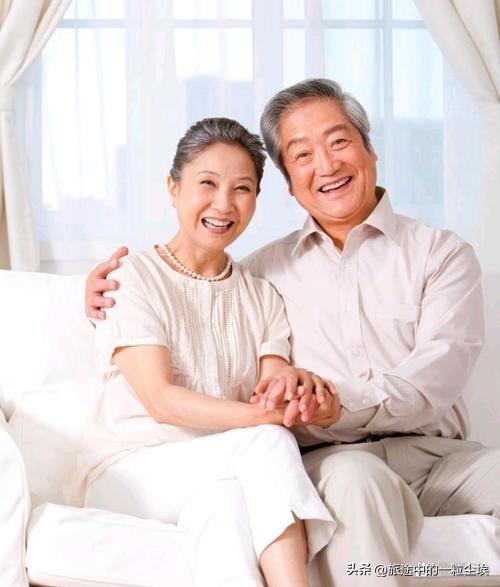 晚年夫妻生活，记住4做4做，夫妻越过越和谐，90%的人不了解