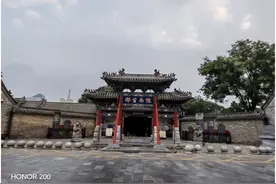 南阳府衙建筑群重要组成部分“八字墙”撇山影壁图片