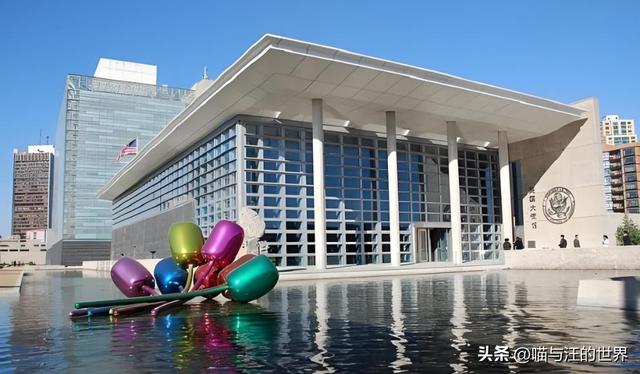 美国驻华大使馆：光地皮就值2个亿，建得跟碉堡差不多，为何？