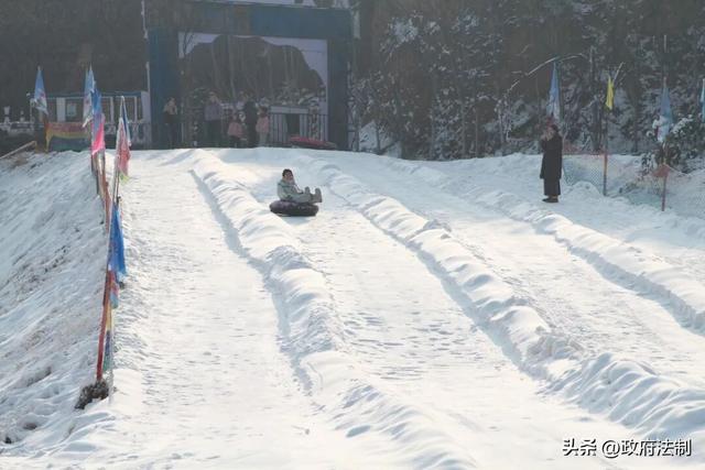 山西太谷田园东谷冰雪嘉年华解锁“冰火田园之旅”
