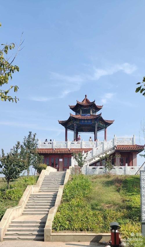 我是杭州人，去石家庄和唐山，不绕弯子讲：两地人气质完全不一样