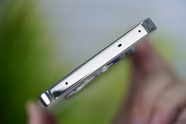 7000mAh超大电池 OPPO K13s评测：千元六年耐用真能打！