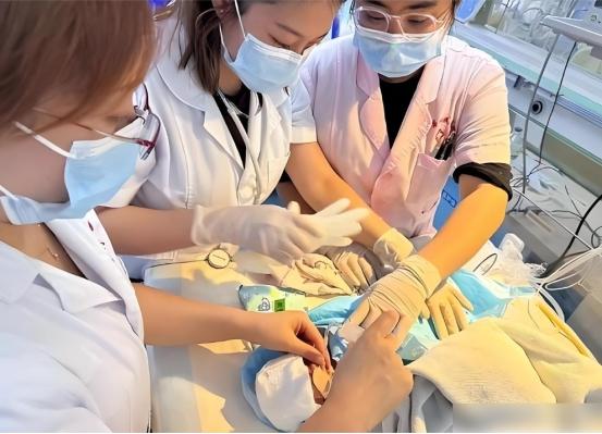 中国将迎人口死亡高峰？22年1041万，23年1100万	，去年死亡多少？