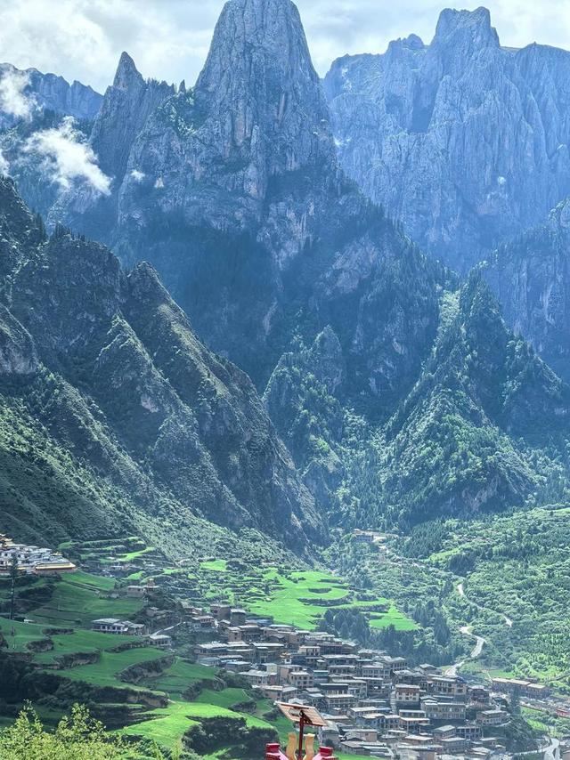70 岁大爷亲授 7 条自驾避坑指南，收藏这篇少走 3 天弯路