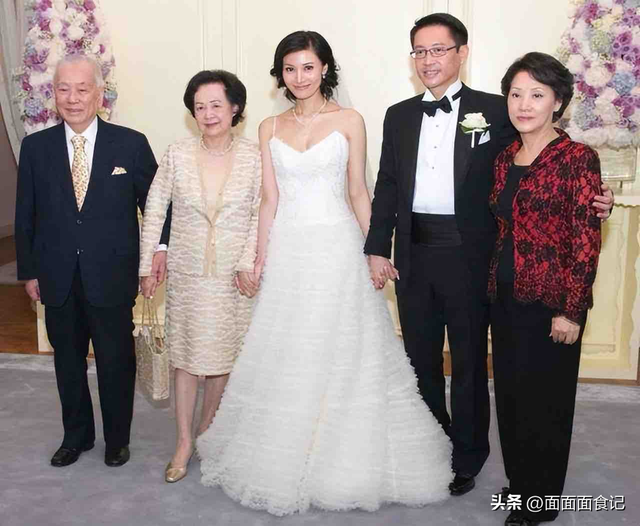 14岁已是“人间尤物”，被富豪看中花1亿娶回家，现55岁风韵犹存
