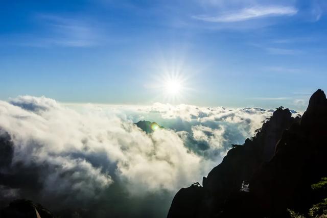 盘点中国最美五大景点!黄山只能排第3?第一名连神明都避让!