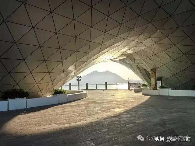 江滨海景黄金岸,省却远途下苍南!