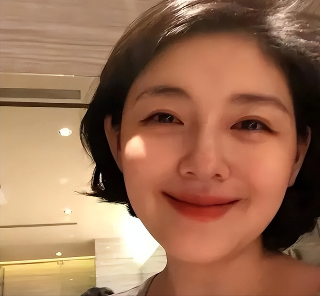 越扒越有！台媒称大S过去十几年一直在吃烂水果，看完一身冷汗