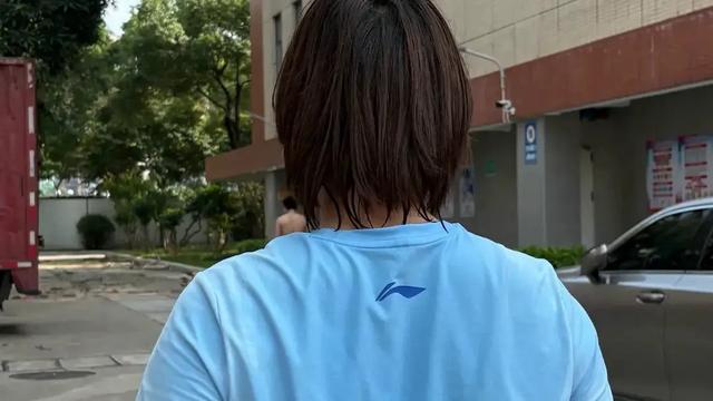 练瘦了！ 就在今天 8月10号晚 跳水队传来全红婵 消息