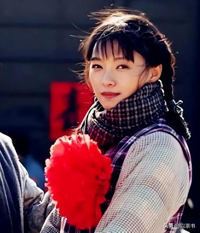 《亮剑》20年后，有人患癌一生未娶	，有人已离世，唯独秀芹嫁军官