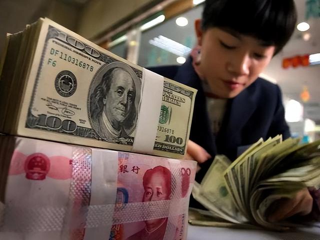 宁愿少赚也要投! 中国40亿美债3分钟售罄, 为何美国发债却无人问津?