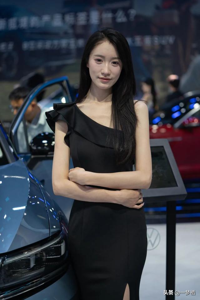 2025成都车展上的模特们