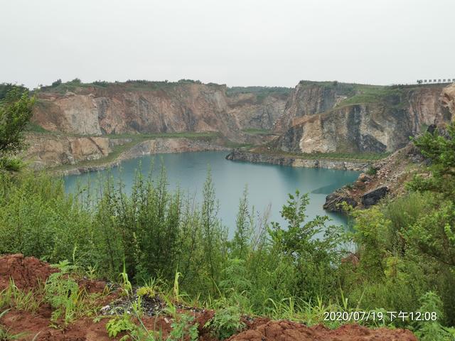 大顶山铜矿遗址——四平小天池