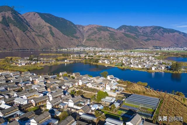 原来大理也有西湖，山水交融风光秀美，可惜门票比5A级景区还贵