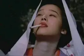 「阿信」田中裕子到底有多拉风，天皇巨星18亿炒掉原配只为娶她图片