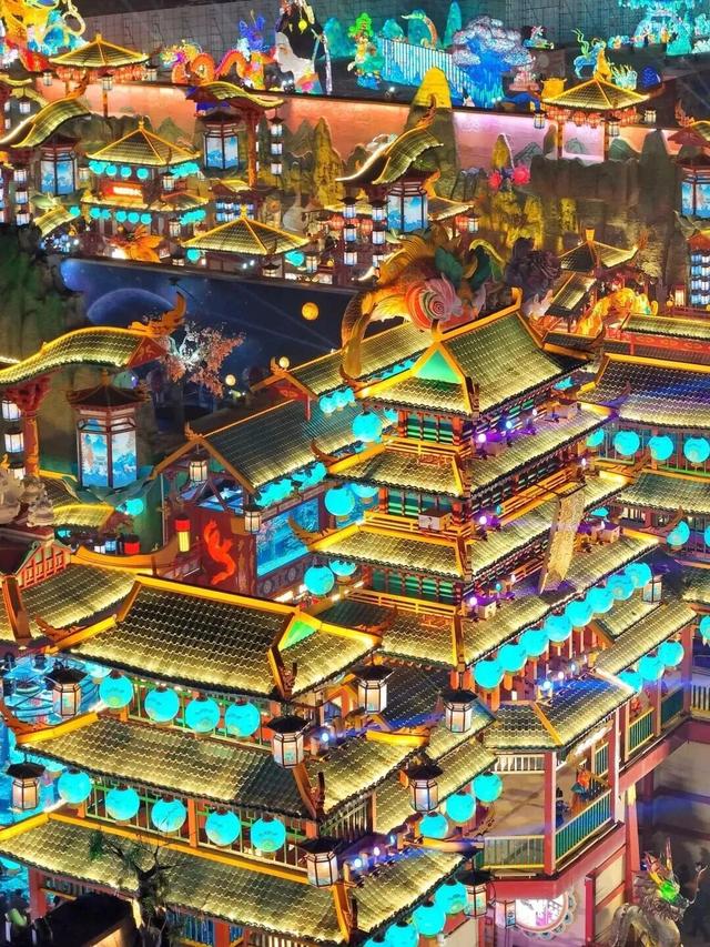 霓虹初上时，看见夜青岛的AB面~