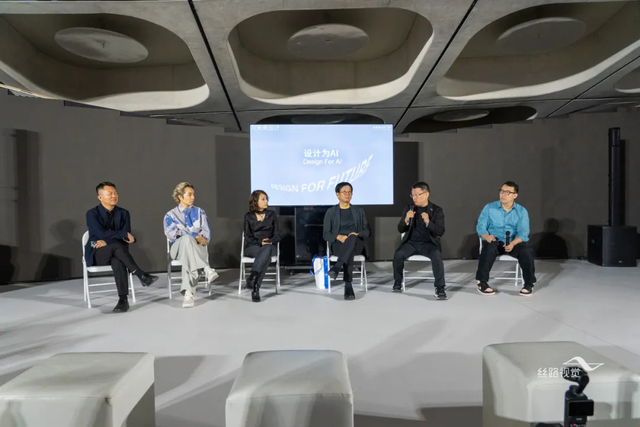 大湾区设计文化新地标：深圳湾文化广场开幕试运营