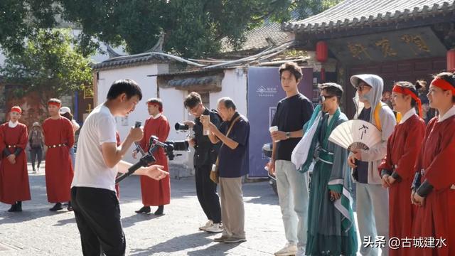 媒体达人畅游古城 沉浸式感受千年文化魅力