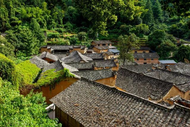 逛古村，喝咖啡，高端的度假就是这么朴实无华