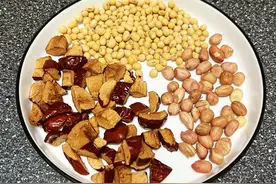 早餐豆浆随心配，七款豆浆搭配分享，营养健康好喝，一周不重样图片