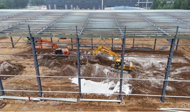建设“奋进曲”奏响肥城孙伯镇！高精空冷器智能设备项目冲刺四季度如期投产