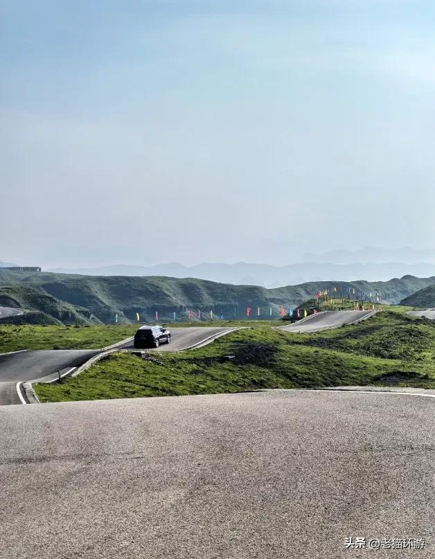 贵州这条隐藏山谷，比云南更野，比川西更凉，温泉竟然免费泡！