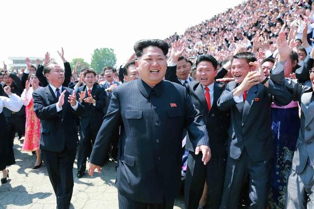九三阅兵嘉宾名单出炉，38个国家爽快赴约，遗憾有两位该来不来