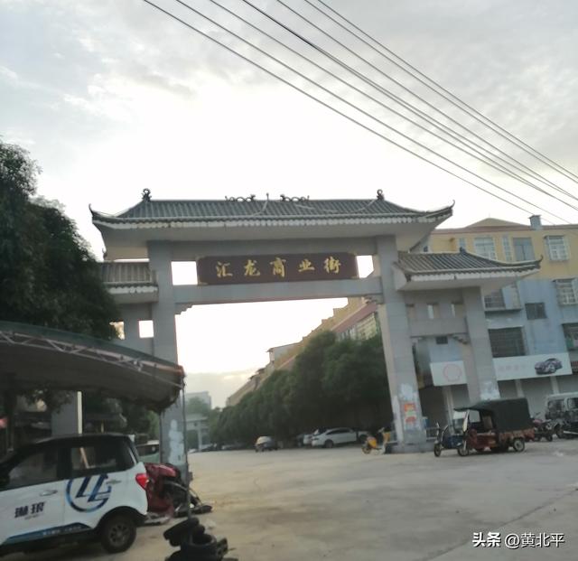 广西南宁市第一大镇果真名不虚传，繁华程度可跟市区有一拼