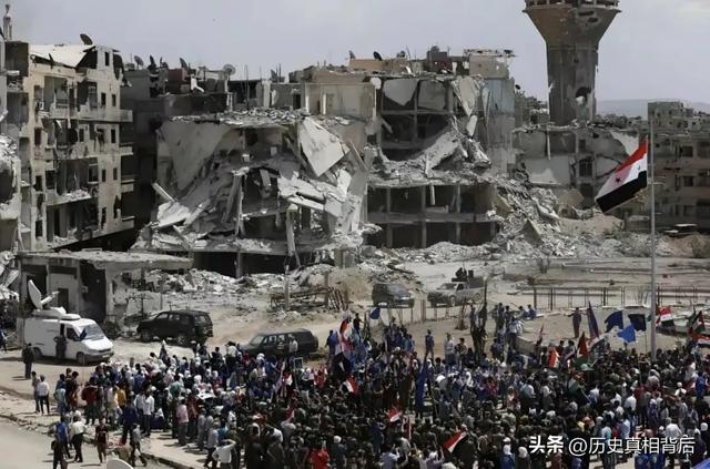 两个当众撕毁联合国宪章的国家，一个已经灭亡，一个终将灭亡