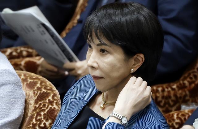 为何中国军力吓不倒日本？石破茂说得很透彻，还会走老路的