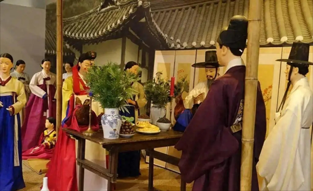 亡国后被流放到朝鲜的中国皇帝，晚年凄凉，如今子孙遍布韩国