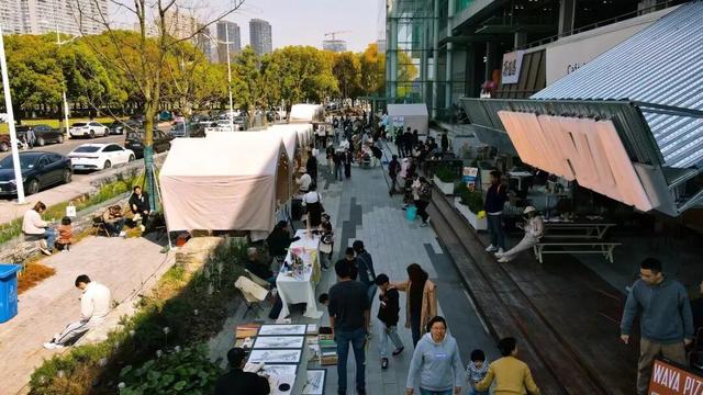 人文经济•活力高新 | 想给生活加点料，那就把自己扔进这个街区