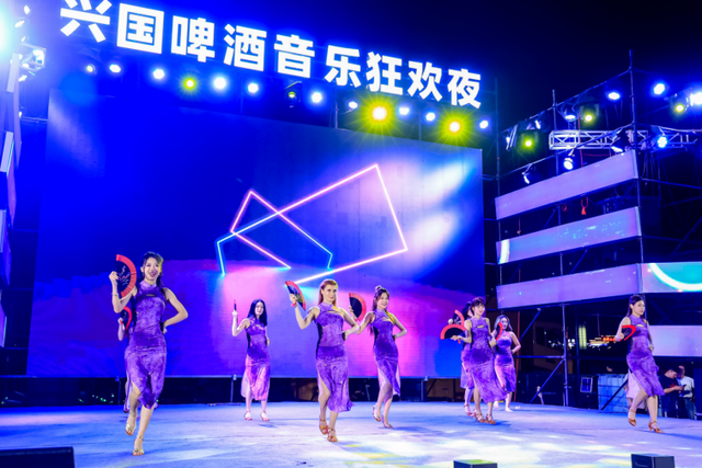 2025 兴国啤酒音乐狂欢夜落幕 商贸文旅融合激发消费新活力 夜间经济彰显兴国魅力