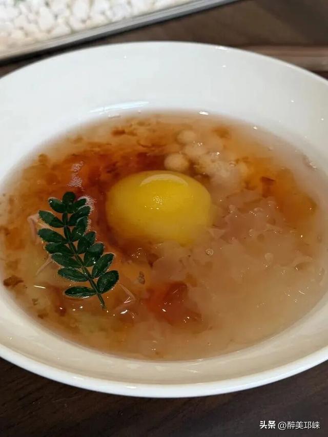 间歇性“躺平”，是成年人的自我修复