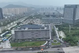 台州首座！停车楼48小时即可“变身”医院图片