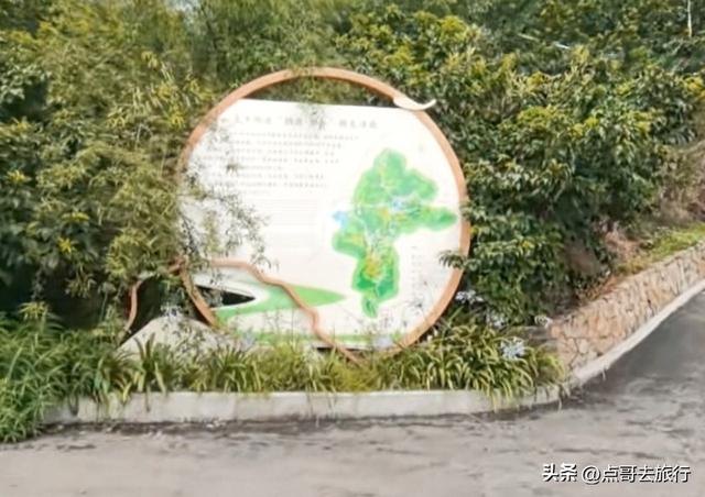 成都龙泉山被冷落的徒步线路，视野超级惊艳，地铁公交车可达！