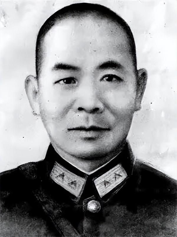 北京吴石墓地：与两位老友墓地“并肩而立”，墓碑上的字令人动容