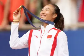 68场445记！郑钦文当选年度ACE女王图片