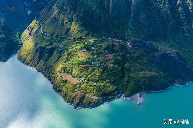 岩头村旅游驿站揭晓最佳观景点,淡季老板休假成常态。