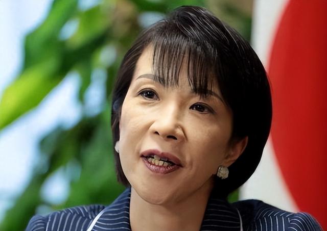 日本官员已经抵达北京，全程一言不发，有一个细节已经说明了问题