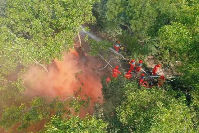 孖髻山，“上锁”！