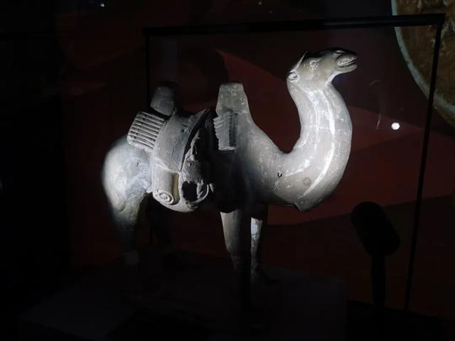 河北磁县，北朝考古博物馆笔记，迷你兵马俑和1：1复制的皇帝墓