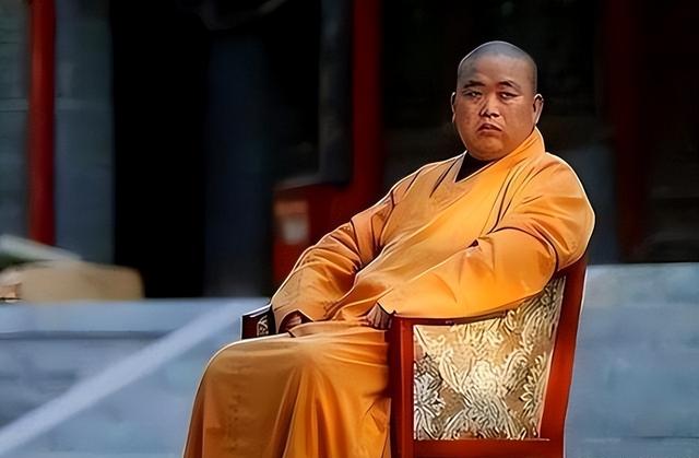 释永信害惨4位女明星：2个央视名嘴、1个炫富全网被封，刘涛最冤 第12张