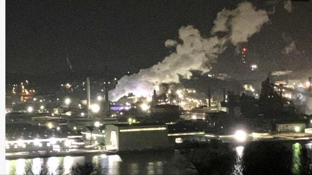 高市连收3条噩耗，日议员要撇开首相访华	，中日争端或迎新变数？