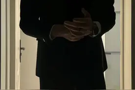 第一次约会见“黑丝女友”：如何俘获她的芳心！图片