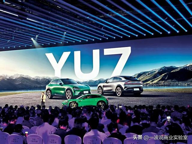 雷军财富一年狂飙1900亿，如何重写赛道与规则？