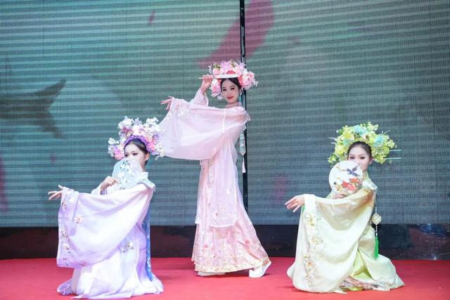 欢聚一堂，共庆生辰！东莞观音山建园26周年庆典隆重举行